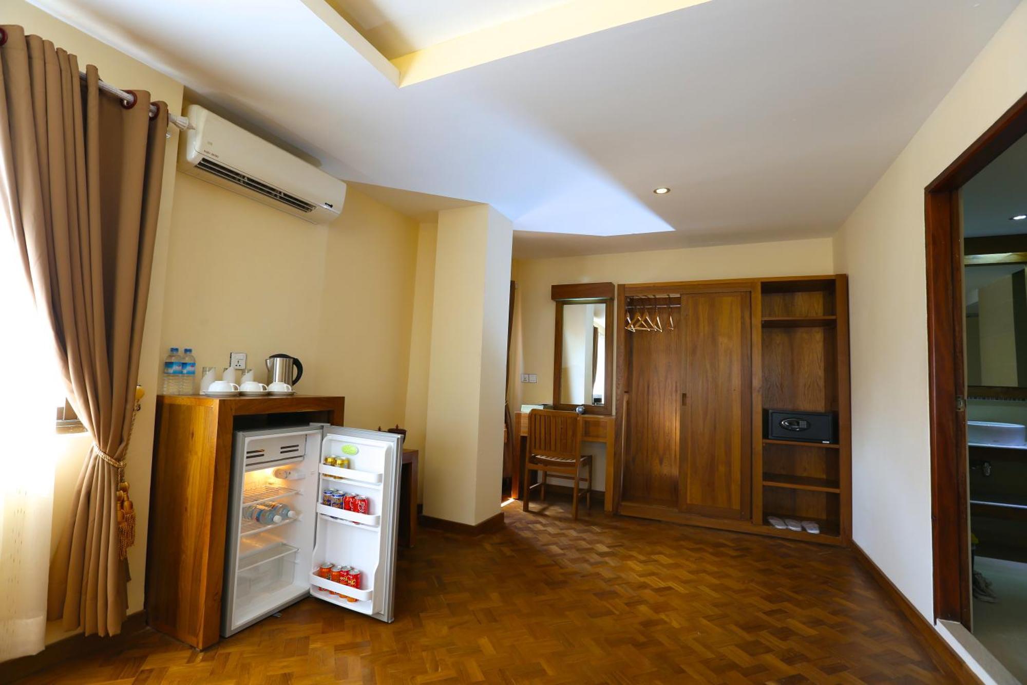 Queen'S Park Hotel Rangun Kültér fotó