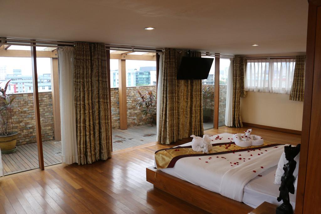 Queen'S Park Hotel Rangun Kültér fotó